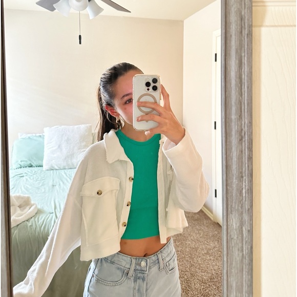 boutique brand towel shacket - Picture 1 of 6